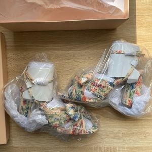 NWT Loeffler Randall Camellia Heels Floral